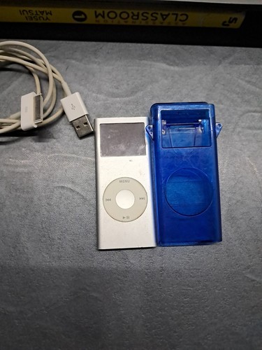 Apple ipod nano 4gb - nano, silver