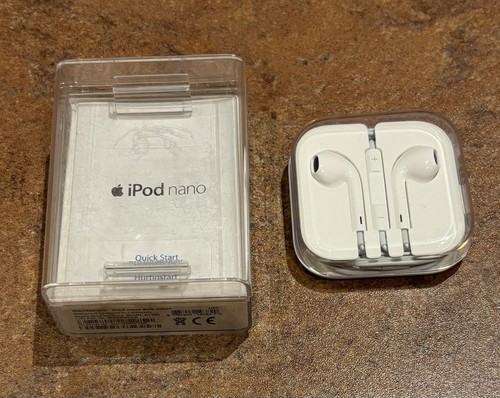 Genuine vintage apple ipod - apple,