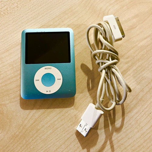 Apple ipod nano - apple, 8gb