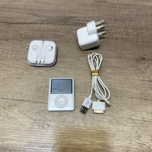 Apple ipod nano 3rd generation - apple,