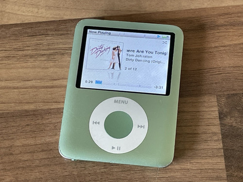 Apple ipod nano 3rd generation - 3rd,