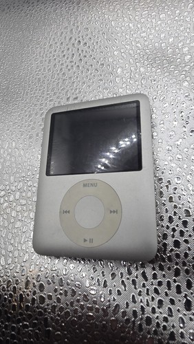 Apple ipod nano 3rd generation - ipod,