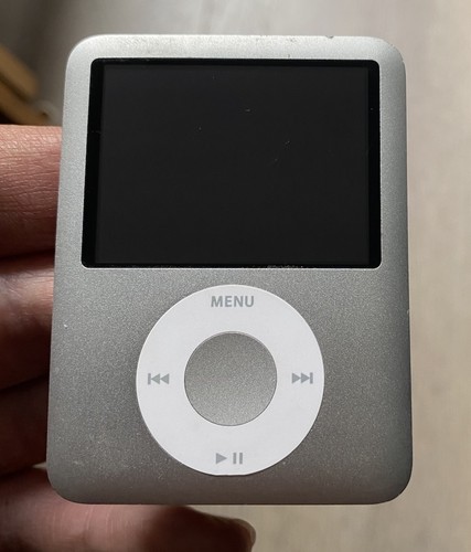 Apple ipod nano 3rd generation - nano,