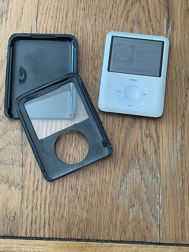 Apple ipod nano 3rd gen - apple,