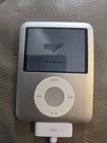 Apple ipod nano 3rd - nano, 8gb