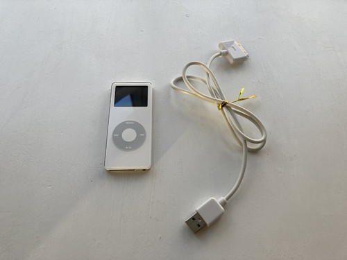 Apple ipod nano 1st - nano,